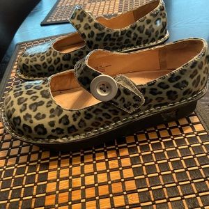 Alegria Shoes size 39/ 9size women’s used